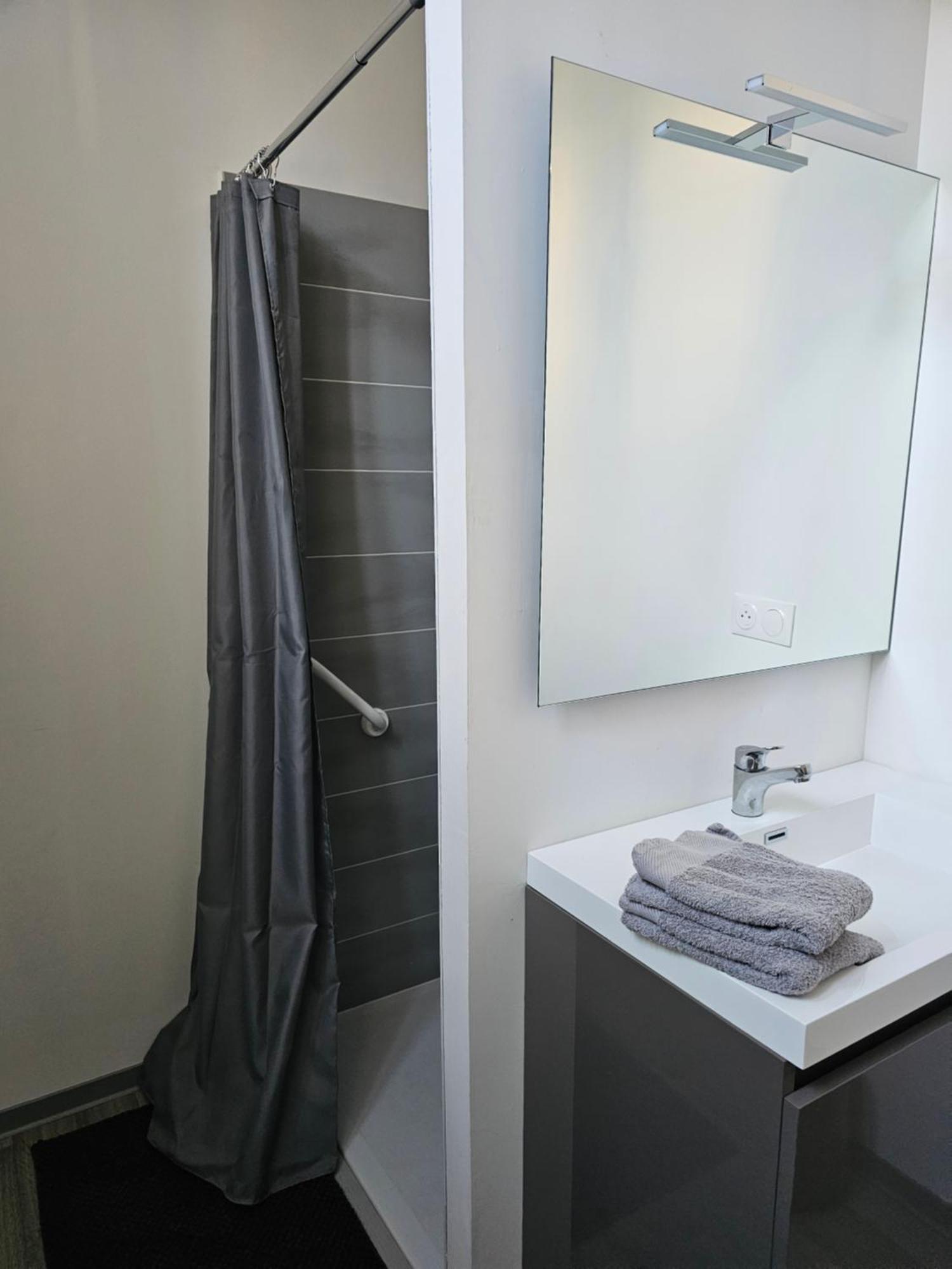 Logement Centre Ville Maurs Exteriör bild